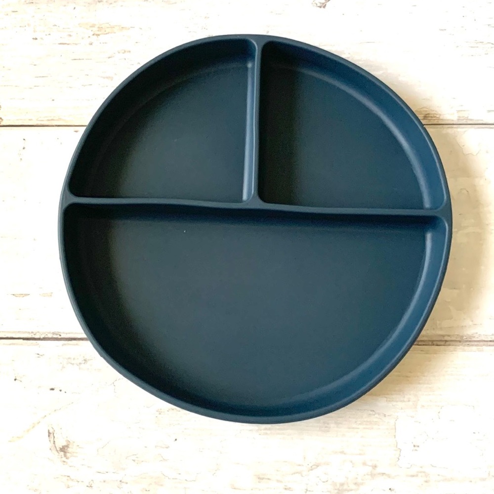 Mushie Kids Divided Silicone 8in Plate Suction Bottom Navy Blue NEW